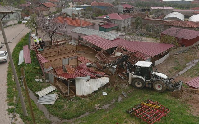 Çanakkale’de 21 Kaçak Yapı Daha Yıkıldı