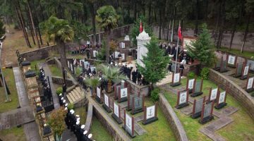 Dumlupınar Şehitleri Barbaros Şehitliği’nde Törenle Anıldı