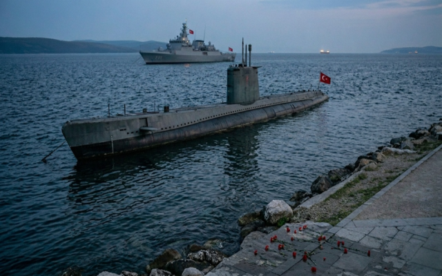 Dumlupınar Denizaltısı Şehitlerini Saygıyla Anıyoruz