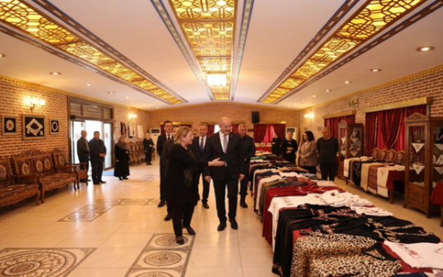 Evreşe’de El Emeği Göz Nuru Sergisi Açıldı