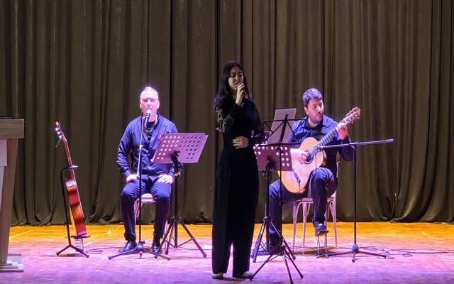 Gelibolu’da Türkü Rüzgarı: Gitarın Teliyle Anadolu’nun Sesi Buluştu