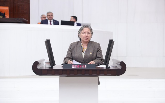 CHP’li Yontar: “Cumhuriyet Kadınlara Siyasetin Yolunu Açtı”