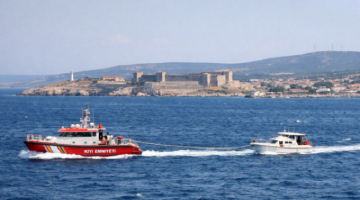 Bozcaada’da Tekne Kurtarma Operasyonu