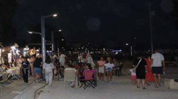 Gelibolu’da Kadın Emeği Sahile Renk Katıyor