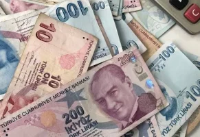 Üniversite öğrencilerine aylık 13 bin 750 lira burs desteği