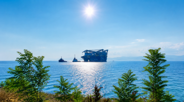“Saipem 7000” Geçti Deniz Trafiği Durdu