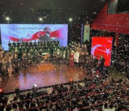 29 Ekim’de “Miras” Oyunu Ayakta Alkışlandı