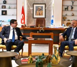 Çanakkale’de Siyasetin Buzları Eriyor mu?
