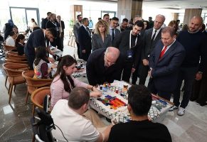Serebral Palsili Gençler ve Aileleri Çanakkale Eğitim Kampında