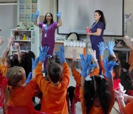 Gelibolu’da Miniklere Eğlenceli El Hijyeni Eğitimi